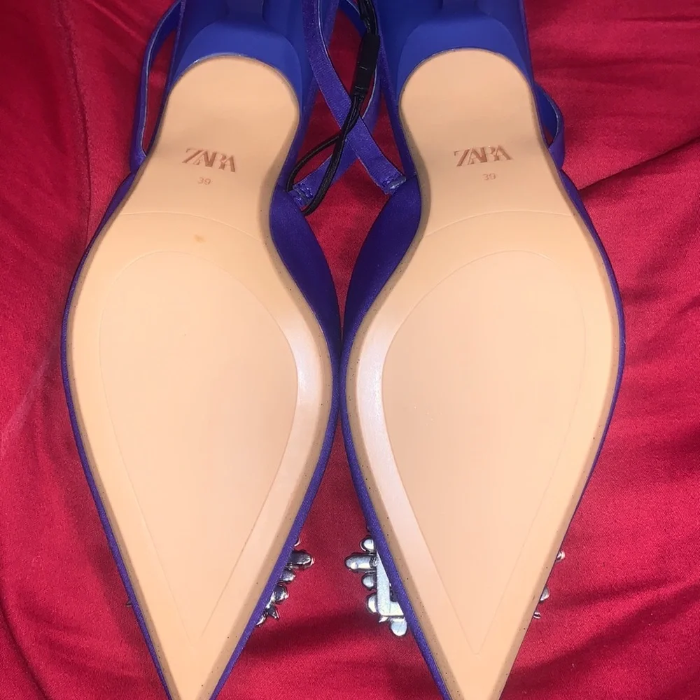 Zara Purple Heels with Silver Embellishment - Picture 3 of 5